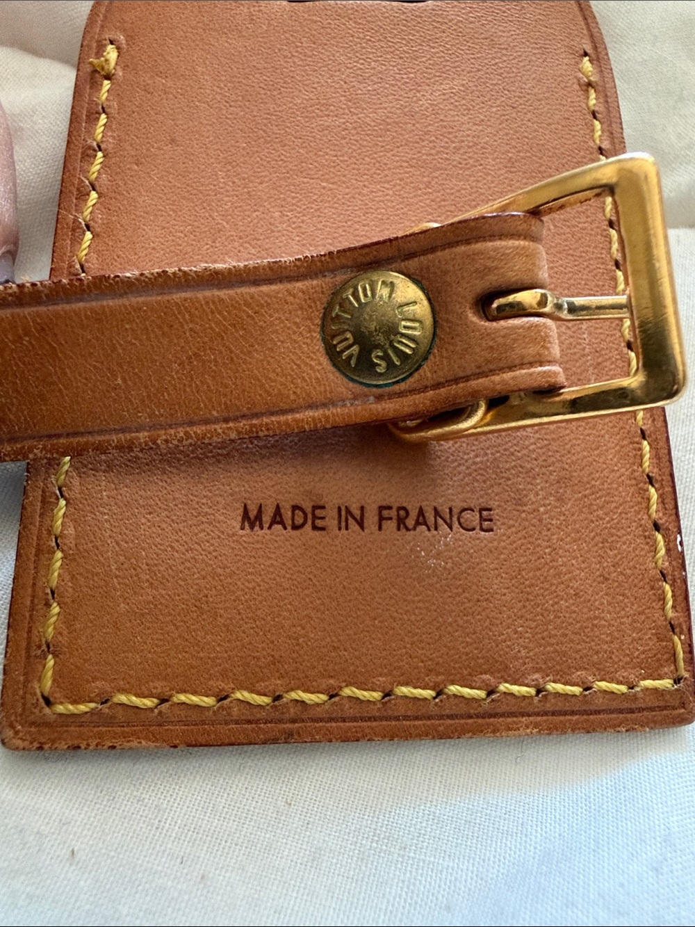 Louis Vuitton Brown Leather Luggage Tag with Gold Buckle - Picture 6 of 6
